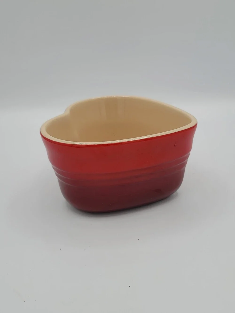 Le Creuset Cerise Heart Baker Stoneware Mini Red Cream Baking Dish Valentine 4.5